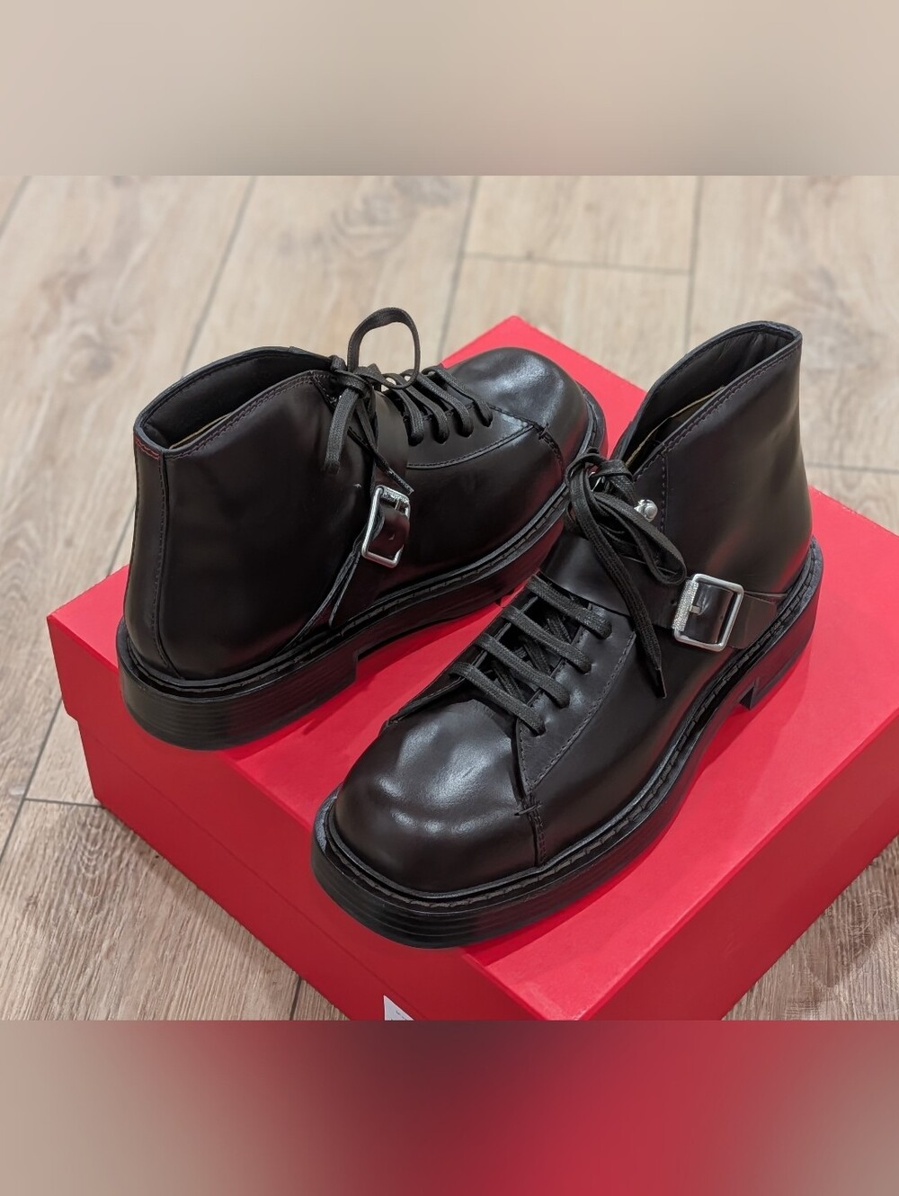 $1650 Mens Salvatore Ferragamo Gancini Ornament Leather Ankle Boots Brown US 10